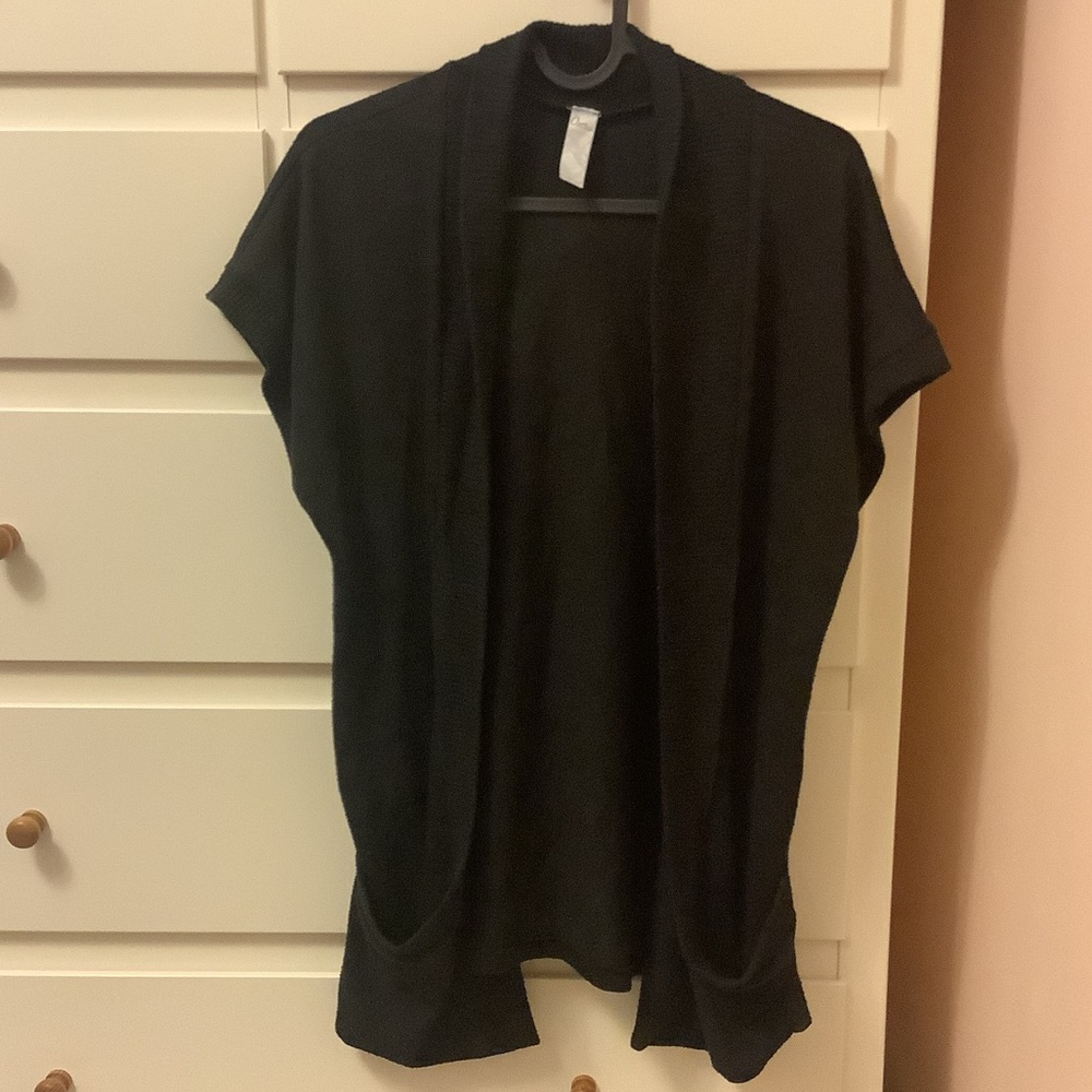 Black Short Sleeve Cardigan